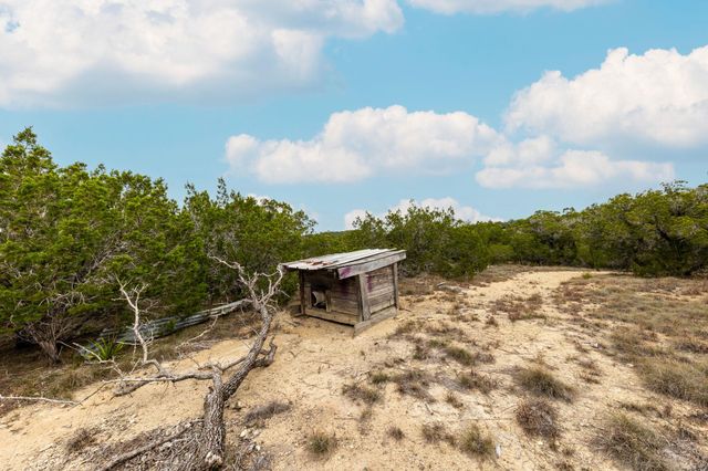 6438 Shaw DR, Marble Falls, TX 78654