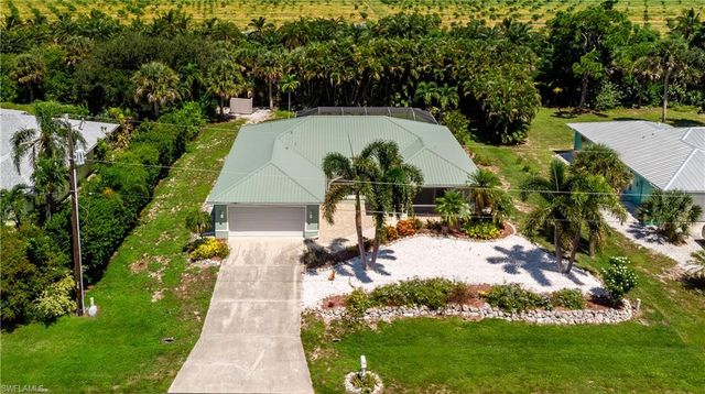 7660 Grande Pine RD, Bokeelia, FL 33922