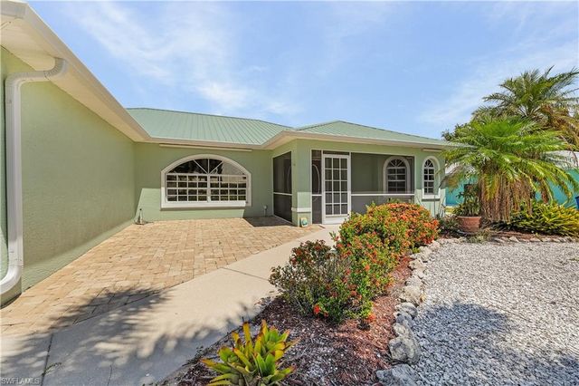 7660 Grande Pine RD, Bokeelia, FL 33922