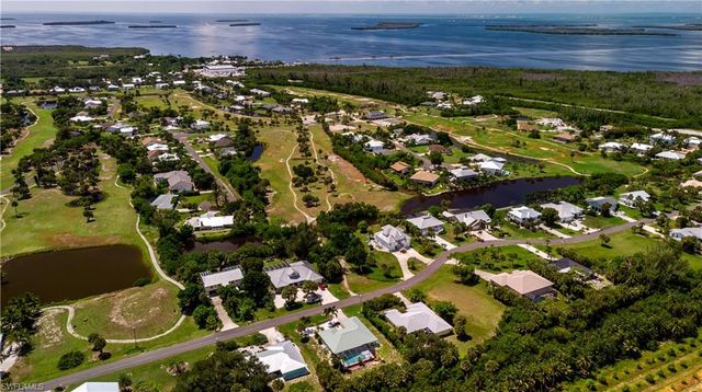 7660 Grande Pine RD, Bokeelia, FL 33922