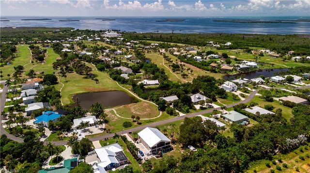 7660 Grande Pine RD, Bokeelia, FL 33922
