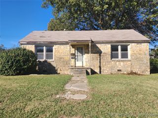 5901 E 4th Place, Tulsa, OK 74112