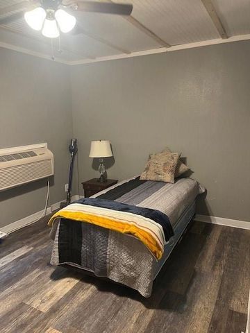 13120 S Lee Shore Drive, Willis, TX 77318