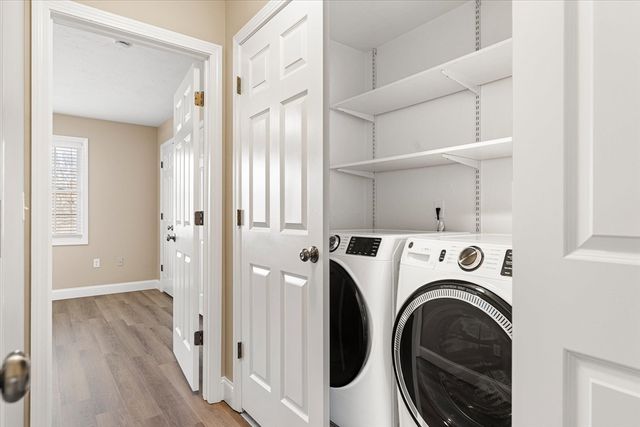 1 Juneberry Ln 82, Worcester, MA 01606