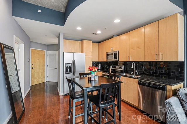 210 N Church Street 1411, Charlotte, NC 28202