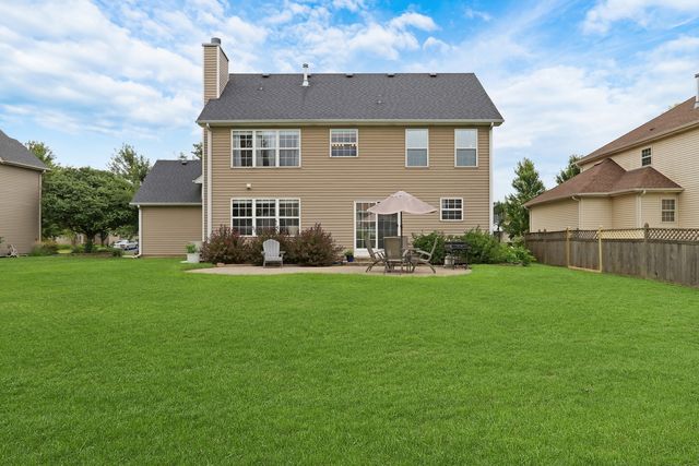 2145 Whitetail Drive, Aurora, IL 60503