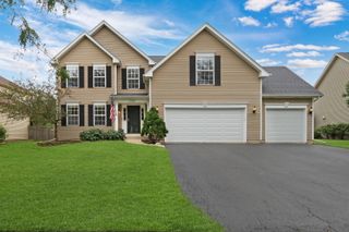 2145 Whitetail Drive, Aurora, IL 60503