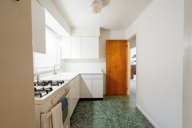 1744 Wesley Avenue, Evanston, IL 60201