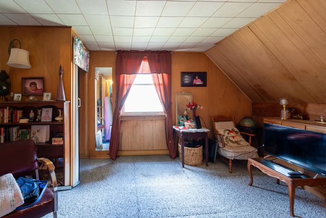 1744 Wesley Avenue, Evanston, IL 60201