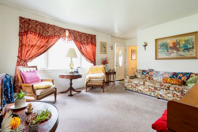 1744 Wesley Avenue, Evanston, IL 60201