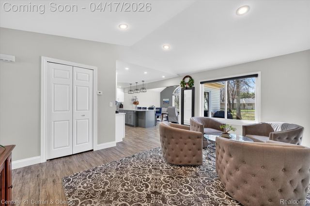 39627 Kirkland Drive, Canton Charter Township, MI 48188