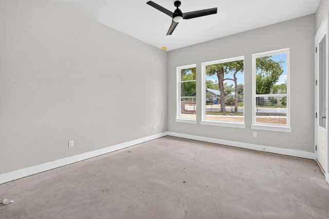 5001 Pecan Springs RD 31, Austin, TX 78723