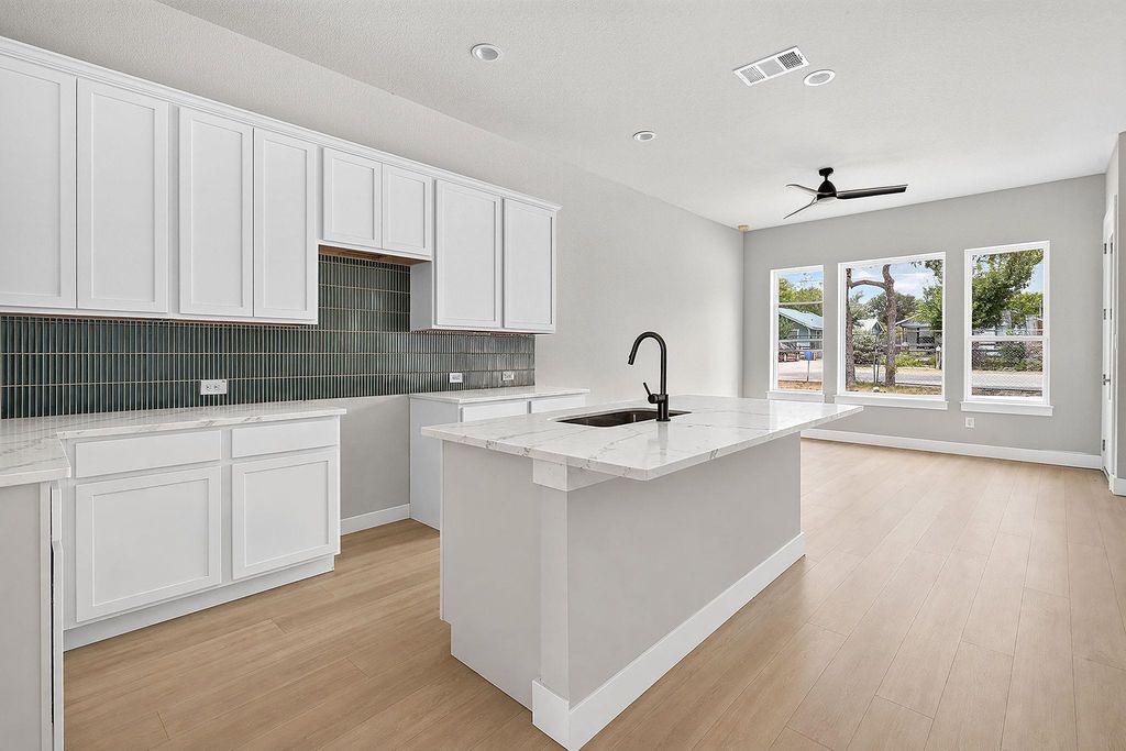5001 Pecan Springs RD 31, Austin, TX 78723