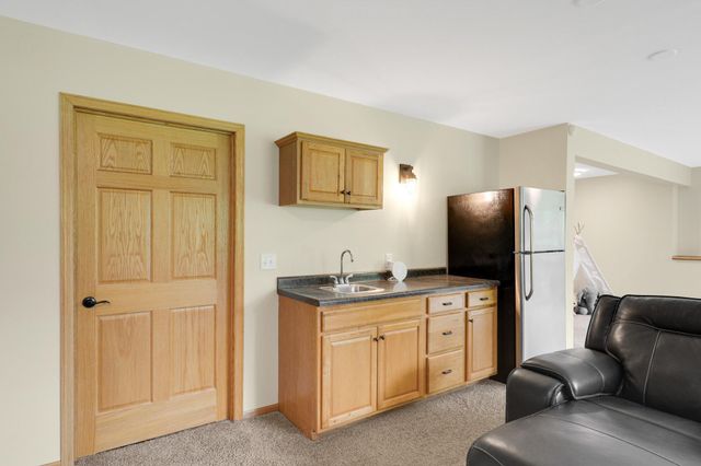 19885 Hunters Ridge, Rogers, MN 55374