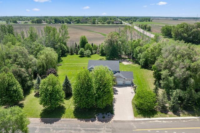 19885 Hunters Ridge, Rogers, MN 55374