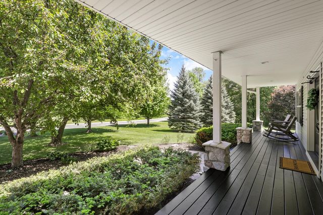 19885 Hunters Ridge, Rogers, MN 55374