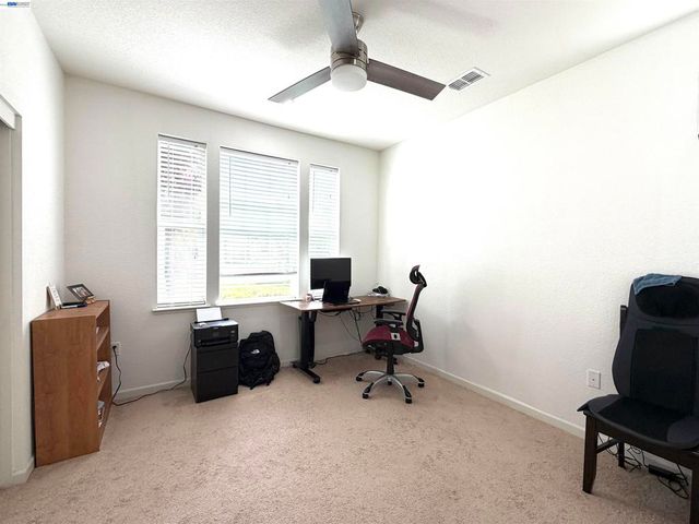 277 W Saint Francis Ave, Mountain House, CA 95391