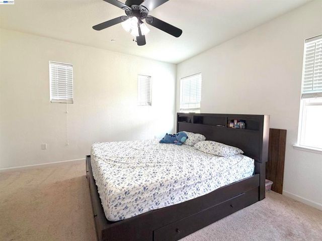 277 W Saint Francis Ave, Mountain House, CA 95391