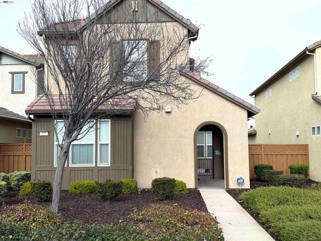 277 W Saint Francis Ave, Mountain House, CA 95391