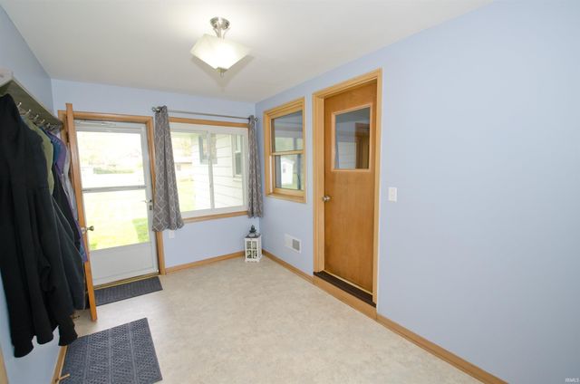 12 Paris Lane, Romney, IN 47981