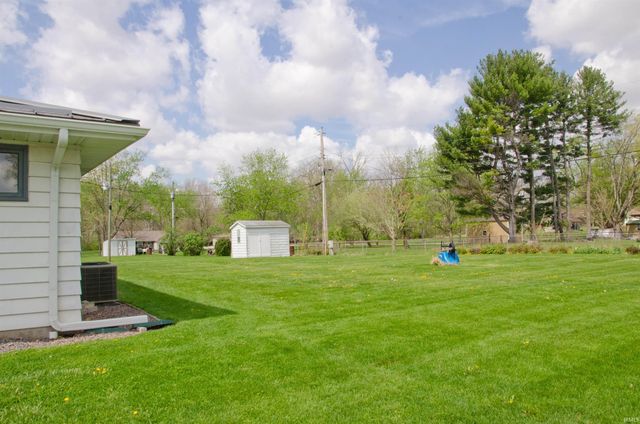 12 Paris Lane, Romney, IN 47981