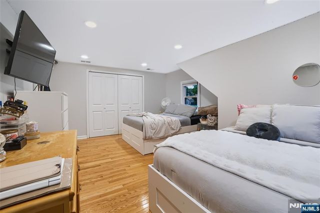 423 West Avenue, Northvale, NJ 07647