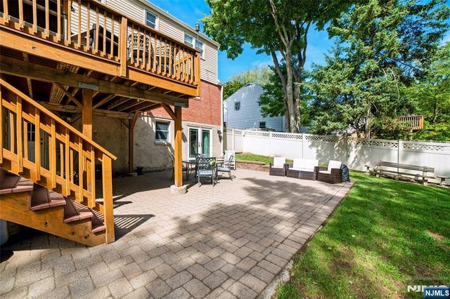 423 West Avenue, Northvale, NJ 07647