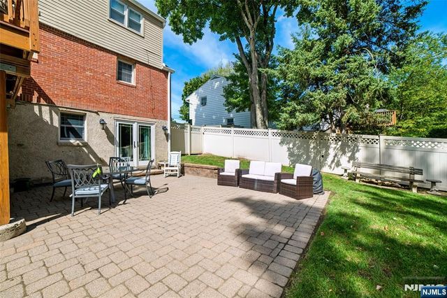 423 West Avenue, Northvale, NJ 07647