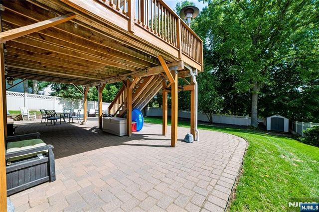 423 West Avenue, Northvale, NJ 07647