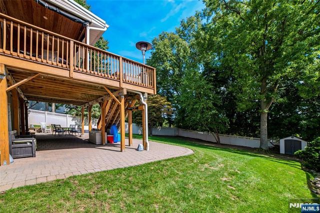 423 West Avenue, Northvale, NJ 07647