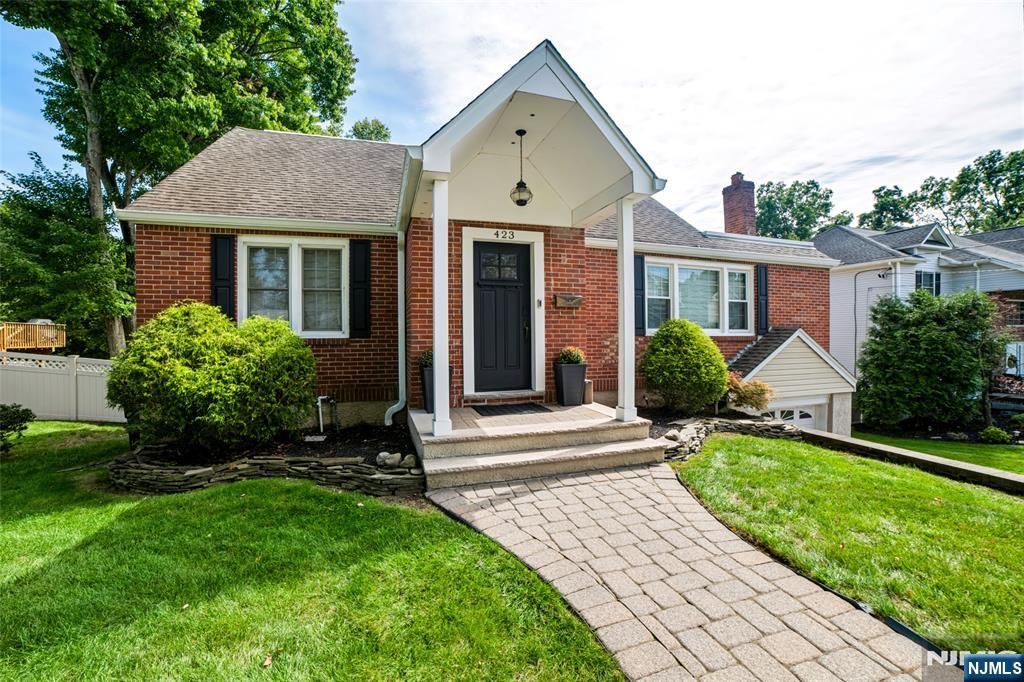 423 West Avenue, Northvale, NJ 07647