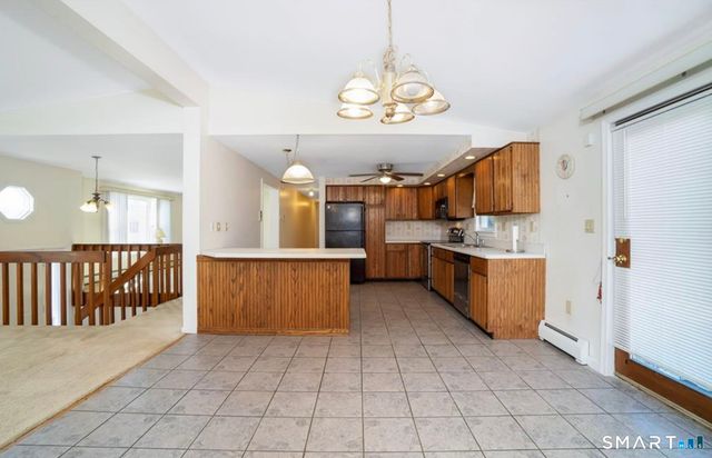 15 Don Mar Court, North Haven, CT 06473