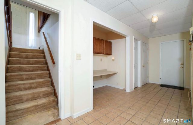 15 Don Mar Court, North Haven, CT 06473