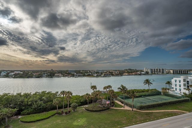 19670 Beach Road Ph B-4, Jupiter, FL 33469