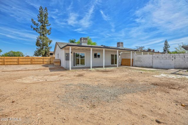 5050 N 41st Drive, Phoenix, AZ 85019