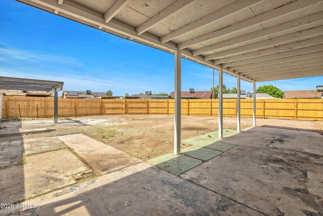 5050 N 41st Drive, Phoenix, AZ 85019