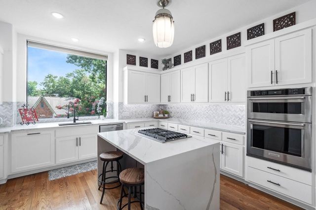 4324 Blossom Street, Houston, TX 77007