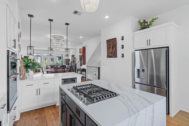 4324 Blossom Street, Houston, TX 77007