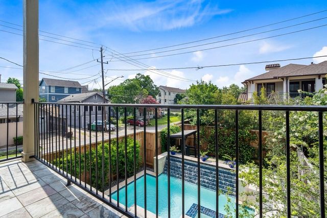 4324 Blossom Street, Houston, TX 77007