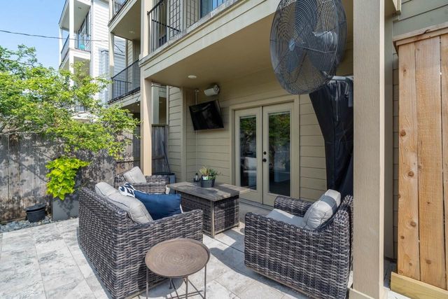 4324 Blossom Street, Houston, TX 77007