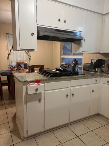 2021 Jacqueline Drive, Denton, TX 76205