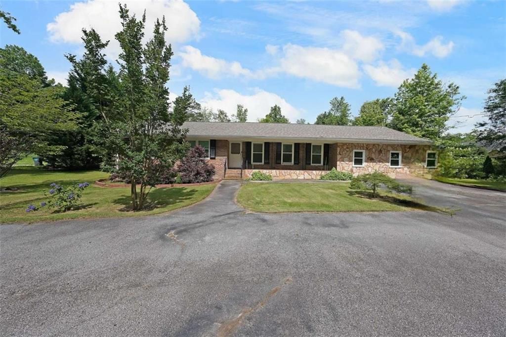 6880 Mark Turner Road, Lithia Springs, GA 30122