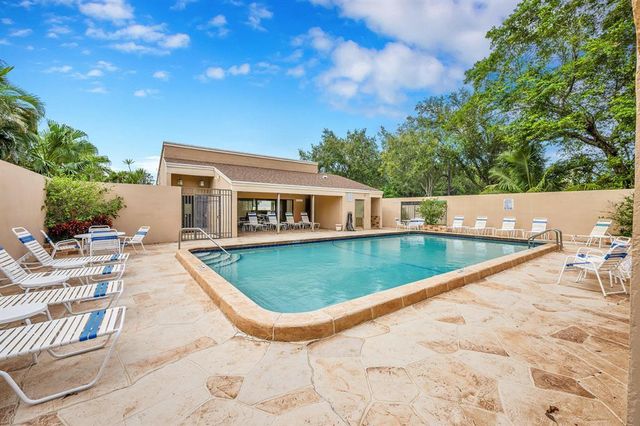 1169 NW 13th Street 1, Boca Raton, FL 33486