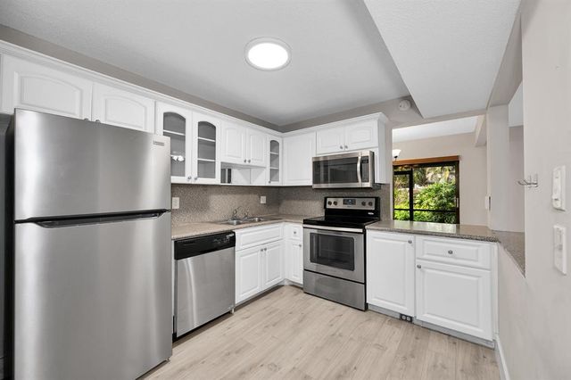 1169 NW 13th Street 1, Boca Raton, FL 33486