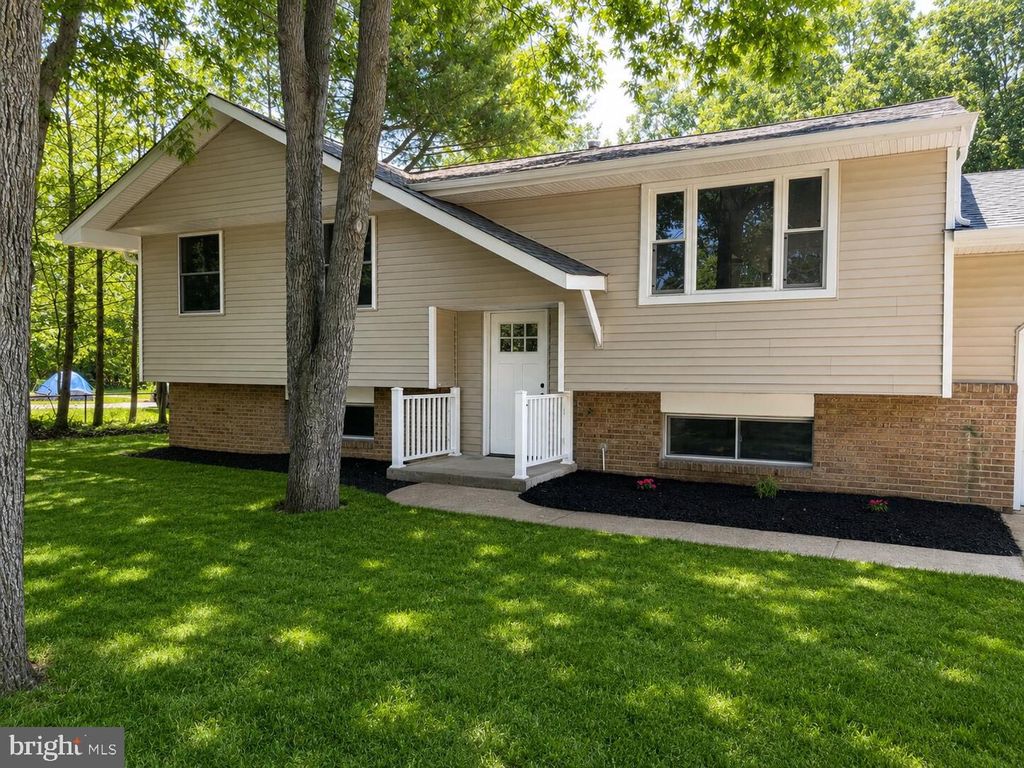 470 E TAUNTON AVE, WEST BERLIN, NJ 08091 — photo 2