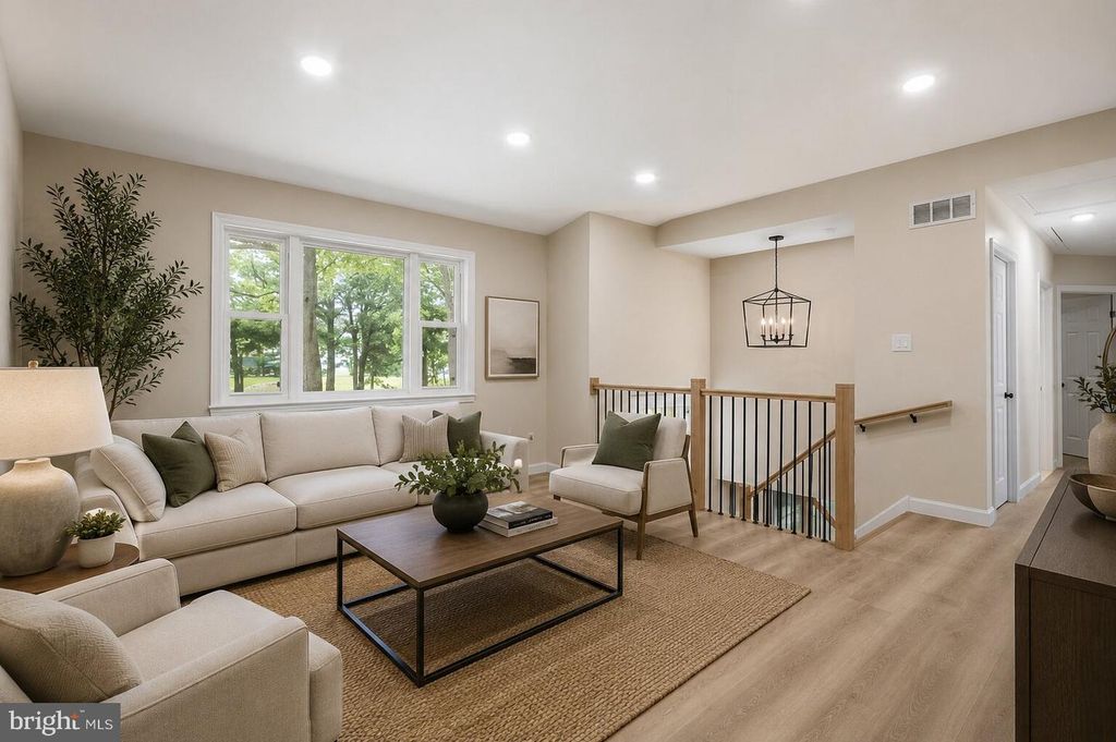 470 E TAUNTON AVE, WEST BERLIN, NJ 08091 — photo 5
