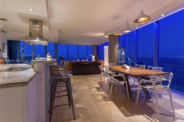 601 NE 36th St 1412, Miami, FL 33137