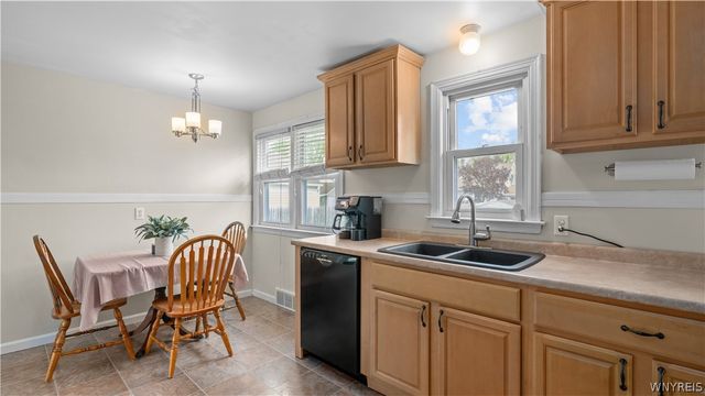 151 Dekalb Street, Tonawanda, NY 14150