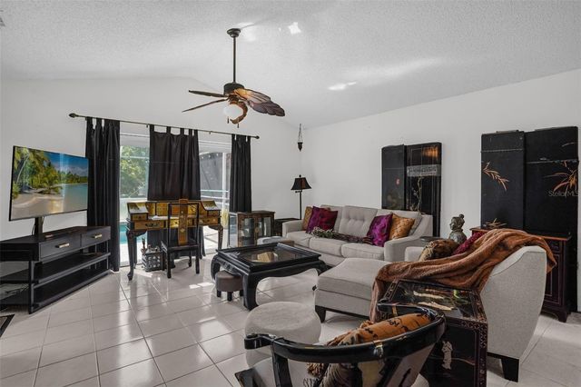 637 MOSS PARK COURT, Kissimmee, FL 34743