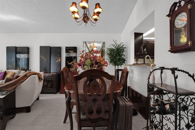 637 MOSS PARK COURT, Kissimmee, FL 34743